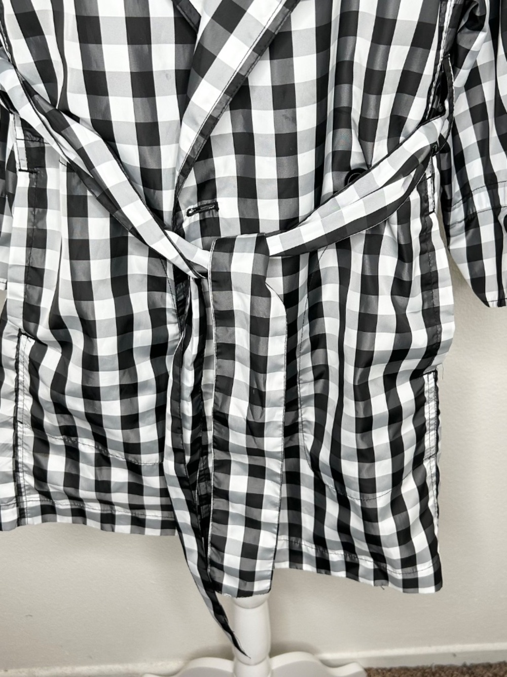 Lane Bryant Womens Black & White Plaid Tie-Waist Rain Coat Jacket Size 22/24 - Picture 3 of 9